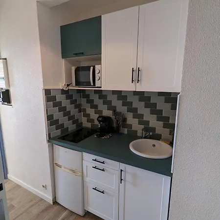 19m2 Classe 1, Vue Sur Etang De Thau, 200m Des Cures, 2eme Etage Sans Ascenseur Balaruc-les-Bains