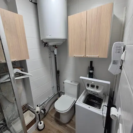 19m2 Classe 1, Vue Sur Etang De Thau, 200m Des Cures, 2eme Etage Sans Ascenseur Apartment