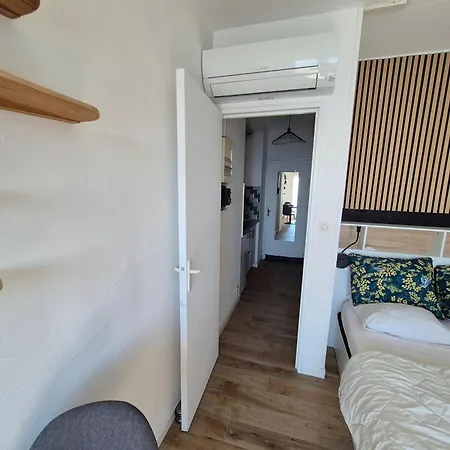 19m2 Classe 1, Vue Sur Etang De Thau, 200m Des Cures, 2eme Etage Sans Ascenseur Apartment *